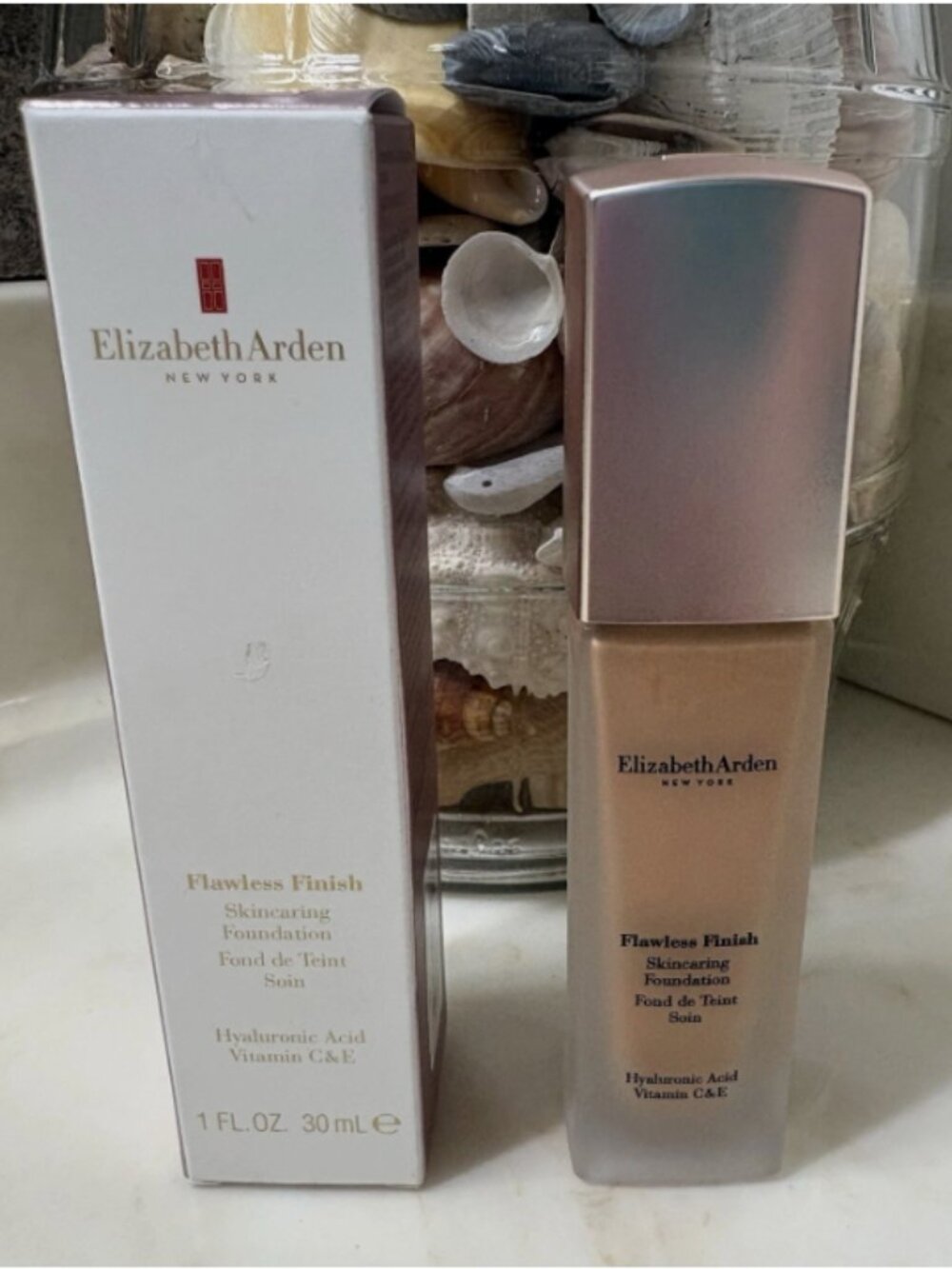 Elizabeth Arden Flawless Finish Skincaring Foundation 440W Warm Medium Deep NEW